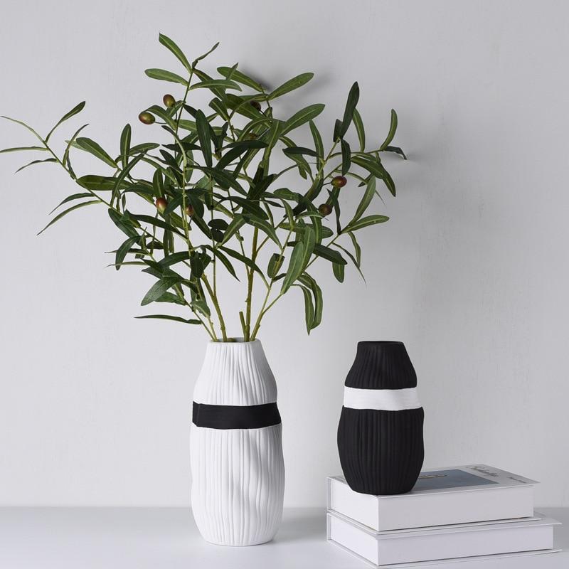 19 vases magnifiques (et peu coûteux) dont vous avez besoin maintenant