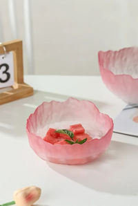 Frosted gradient dessert bowl textured glass bowl with petal edges for dessert