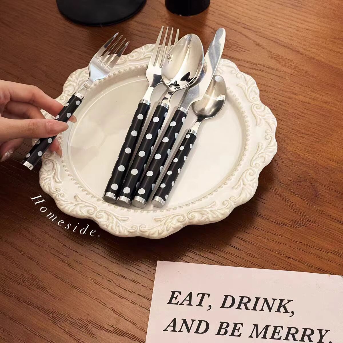 Dotty Vintage 4pc Cutlery Set-Letifly Lights and Decor