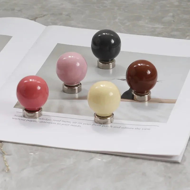 Luna Magnetic Hooks