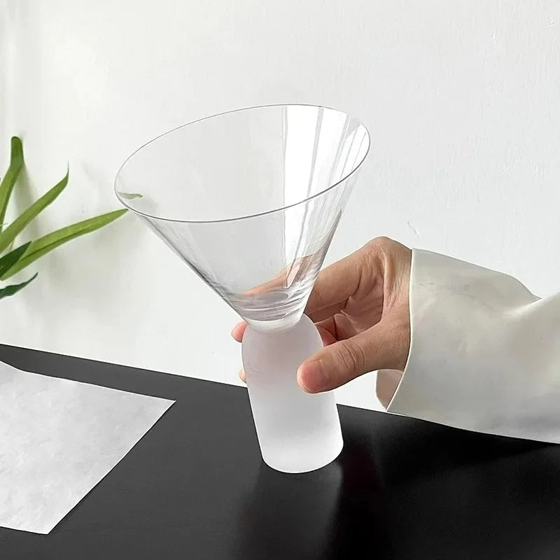 Pedestal Martini Coupe