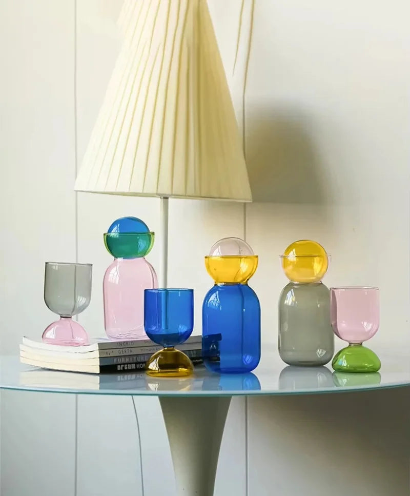 Colorful borosilicate glass water jug and cup set high temperature resistant modern colorful drinkware kitchen table pitcher with lid