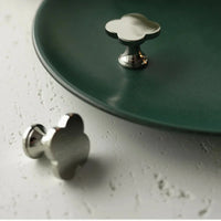 Letifly Lights & Decor - Clover Brass Cabinet Knob - Four-lobed clover-shaped brass cabinet knob with polished metallic finish