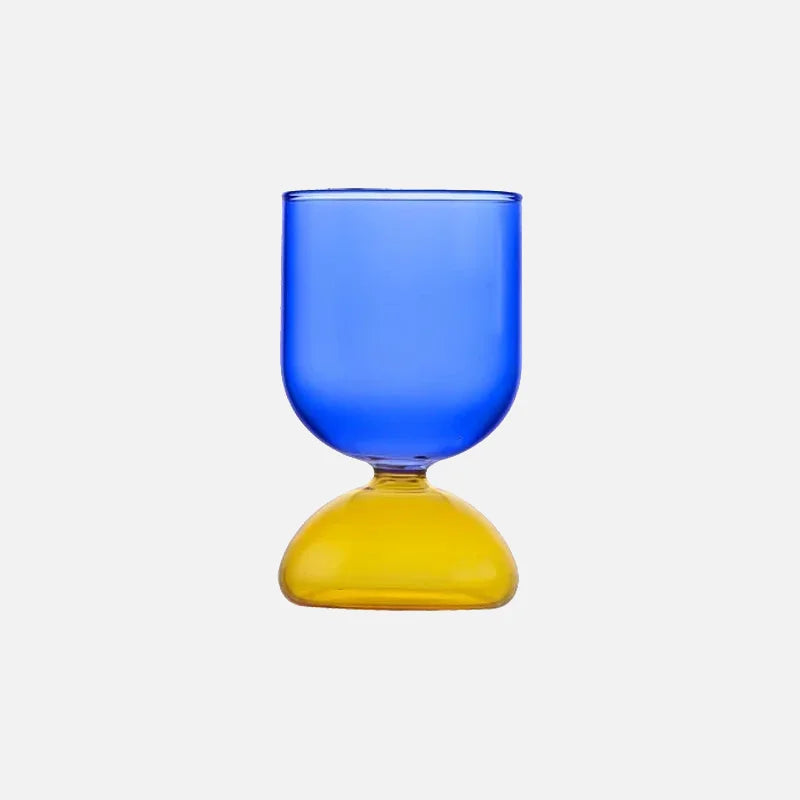 Colorful borosilicate glass water jug and cup set high temperature resistant modern colorful drinkware kitchen table pitcher with lid