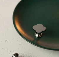 Letifly Lights & Decor - Clover Brass Cabinet Knob - Four-lobed clover-shaped brass cabinet knob with polished metallic finish