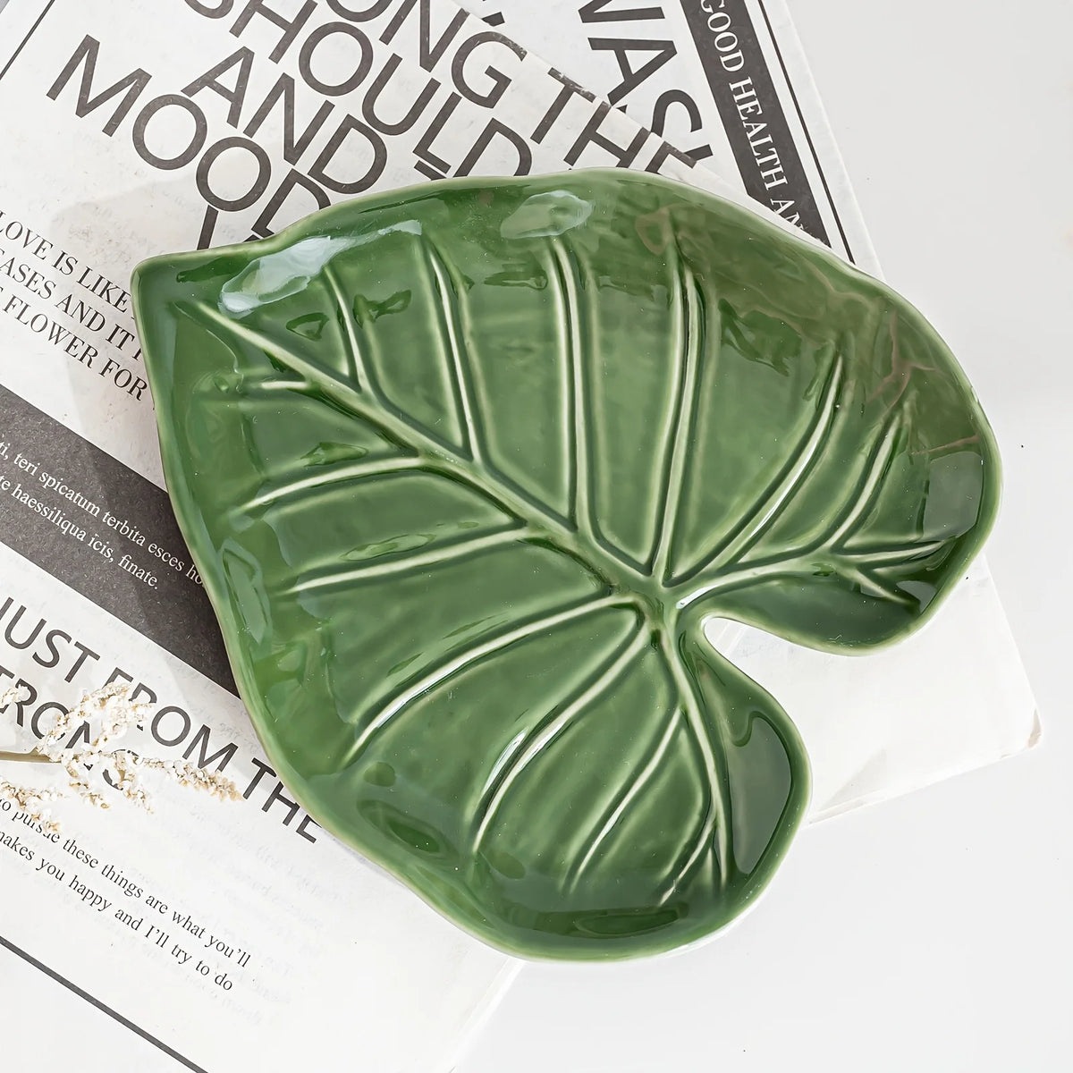 A Ceramic Spatula Holder - Kitchen Countertop Spoon Holder - Cute Leaf Design, Multifunctional Cutlery Holder-Letifly Lights and Decor