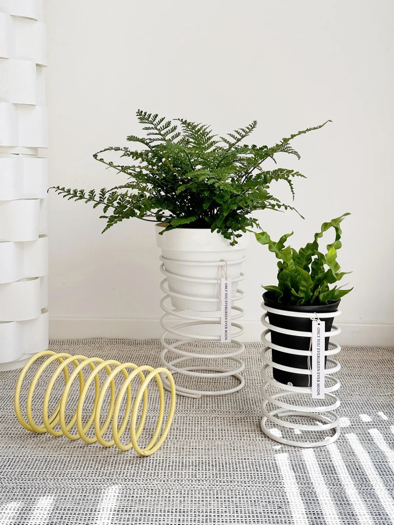 Spring Wire Planter Stand-Letifly Lights and Decor