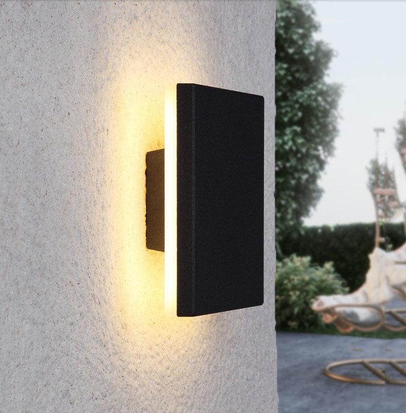 Euri Outdoor / Waterproof Wall Lamp