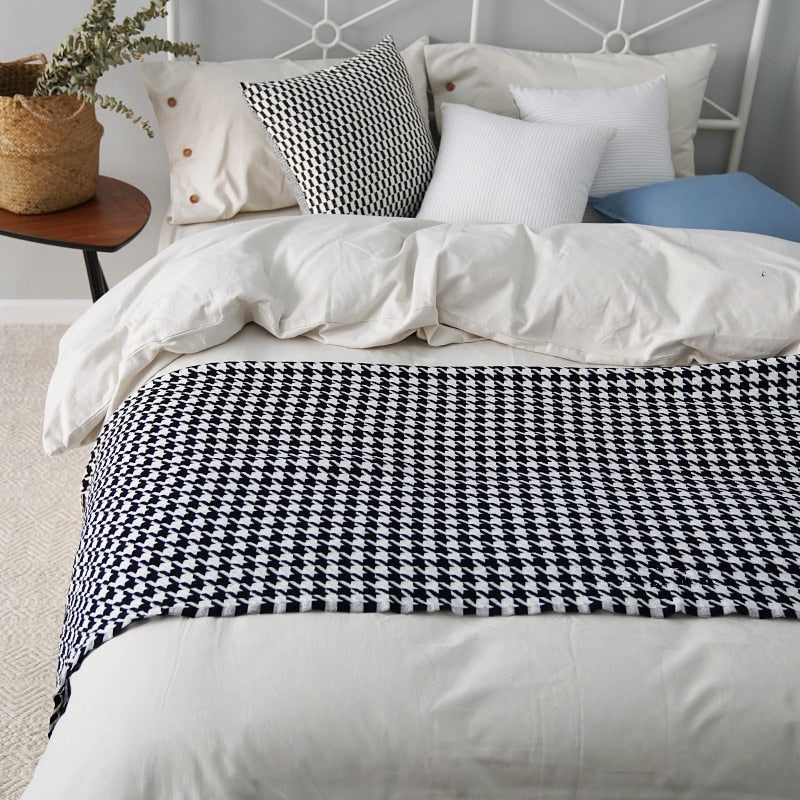 Home Decor Fluffy Blanket Perfect for Winter Sofa and LInving room