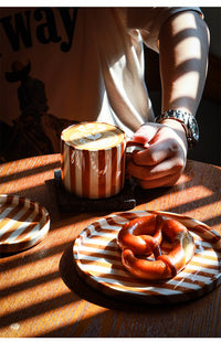 Hand Stripes Plates & Cup-Letifly Lights and Decor
