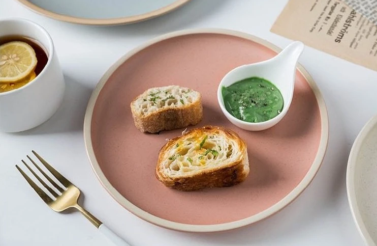 round ceramic matte glazed finish flat plate
