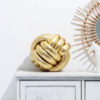 Twist Pillow Knot Round