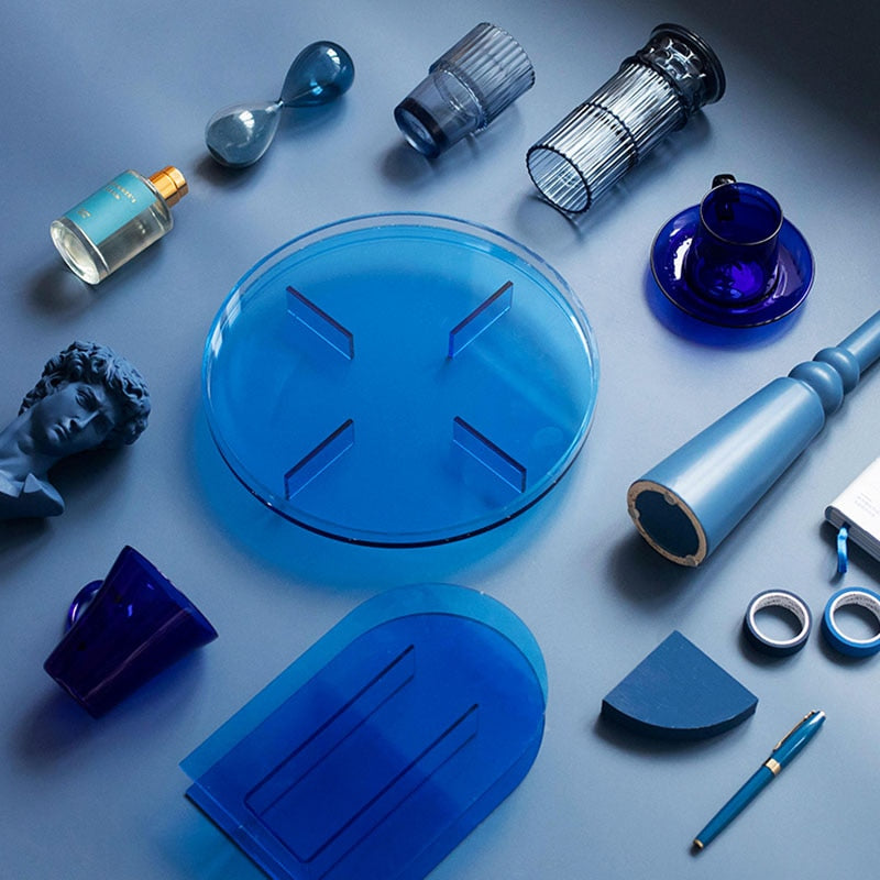 round acylic blue tray