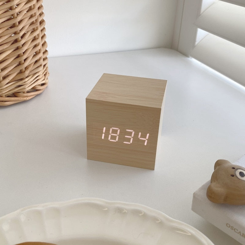 Wood O'clock Bamboo Digital Desk Clock